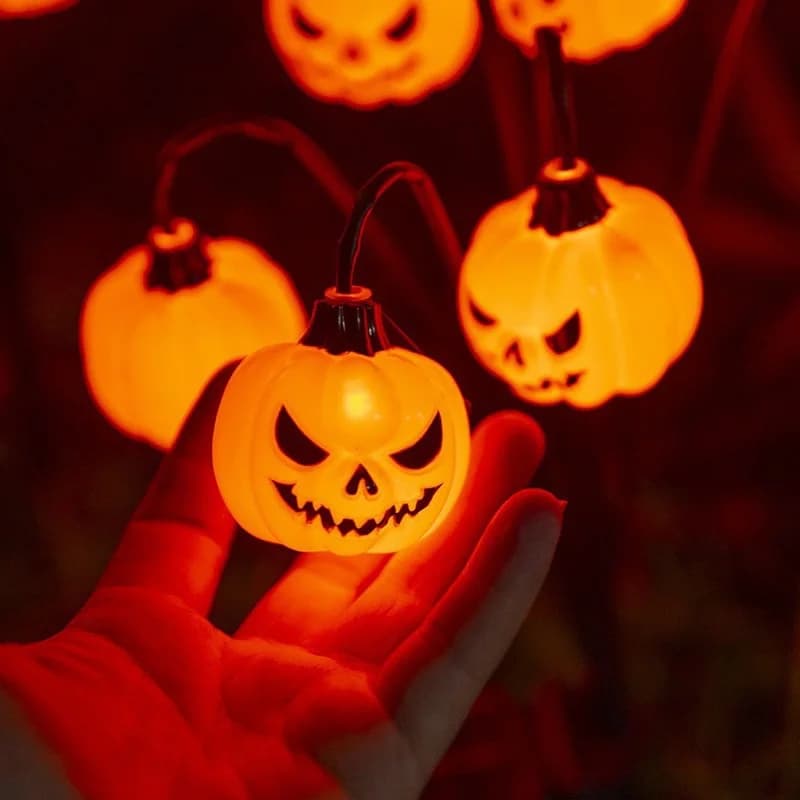 Solar Pumpkin Garden Stake Light with Witch Hat, 6-LED